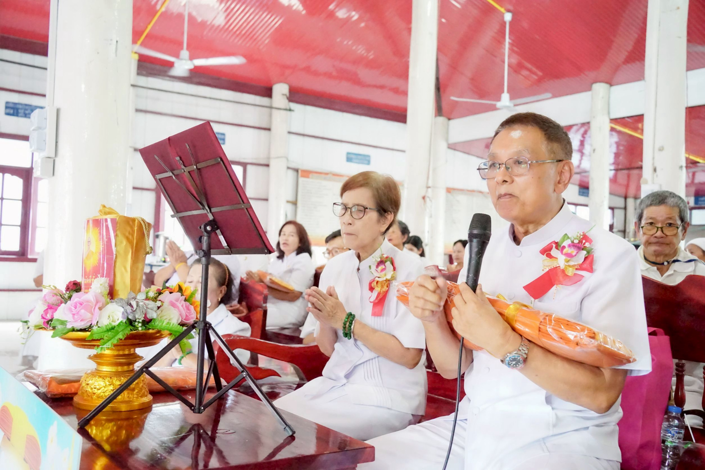 ภาพกล่าวคำถวายกฐินวัดสระกระเบื้อง