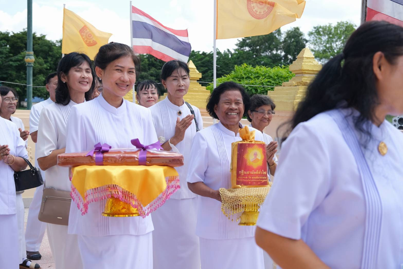 ภาพร่วมพิธีกรรมวัดสำราญ