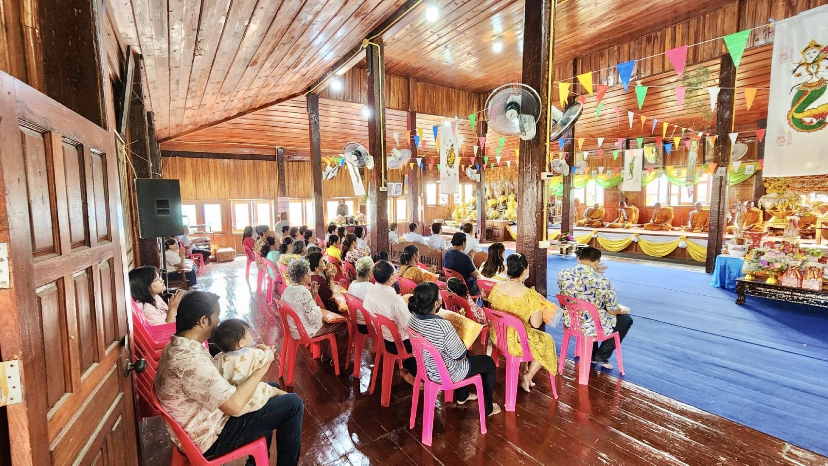 ภาพร่วมพิธีกรรมวัดท่าช้าง