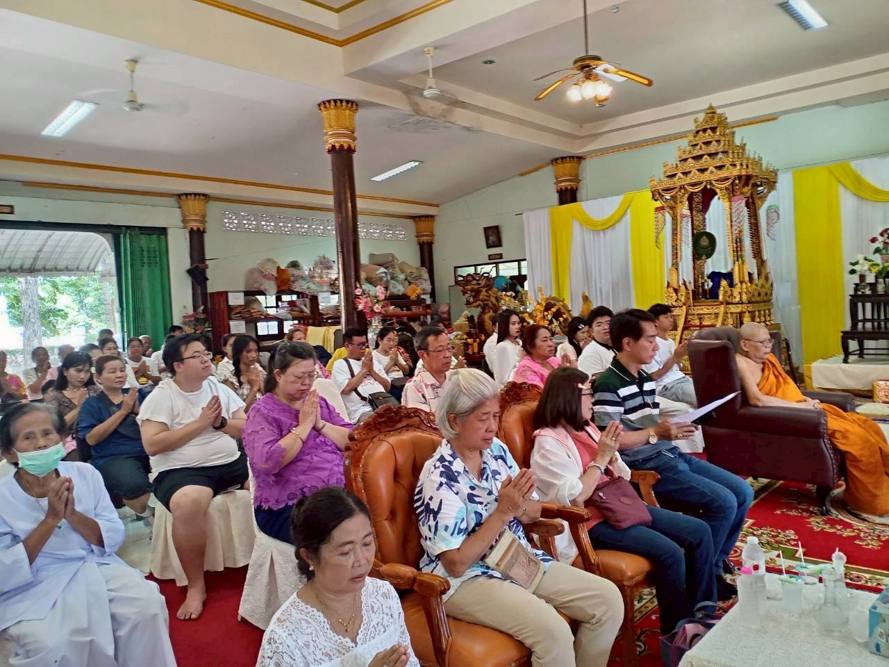 ภาพร่วมพิธีกรรมวัดศรีรัตนาราม