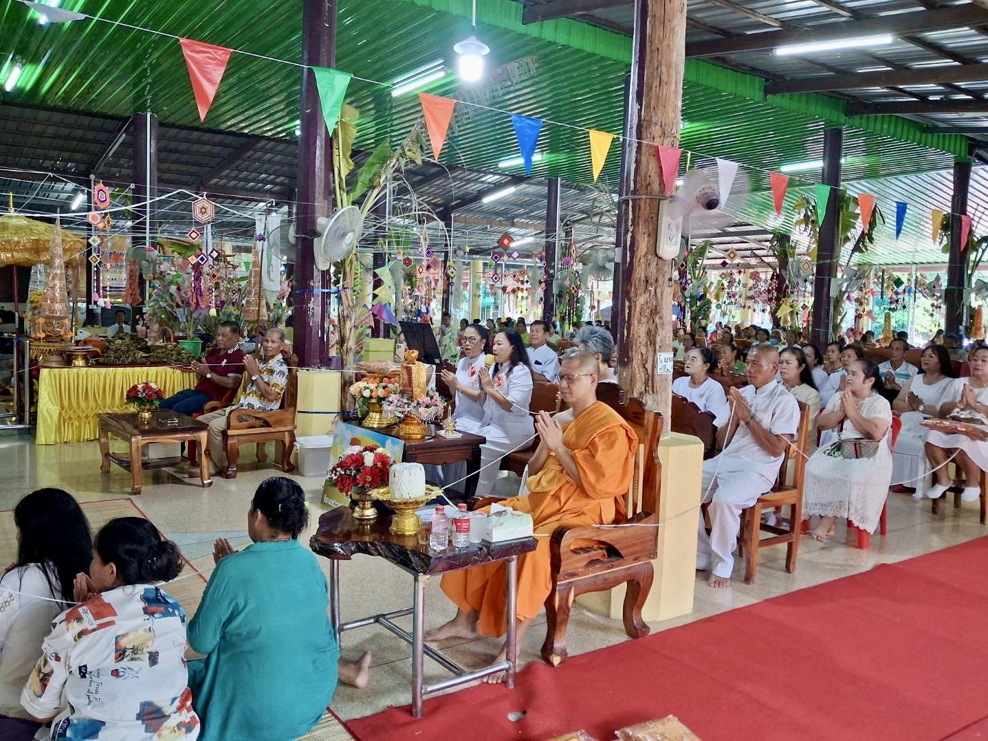 ภาพร่วมพิธีกรรมวัดหนองโก