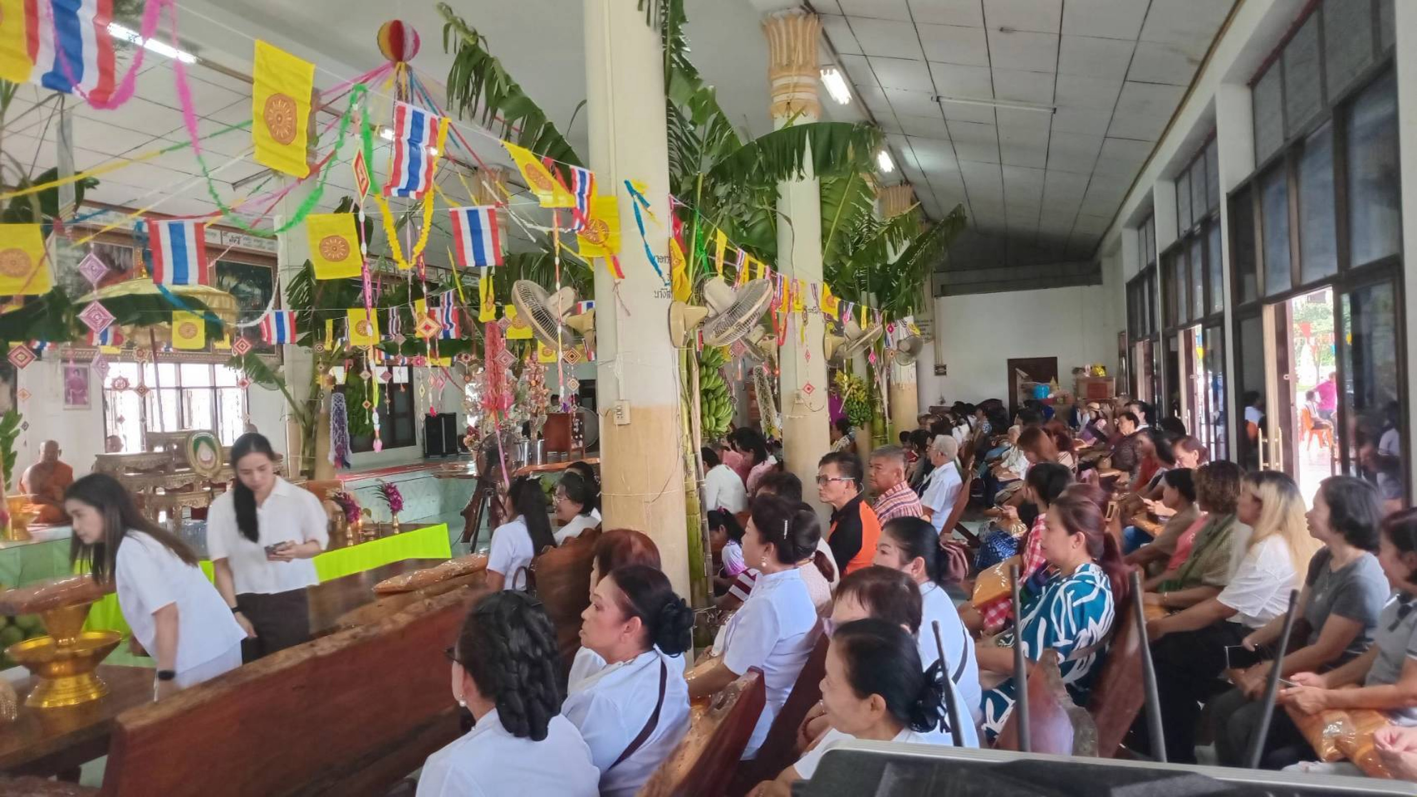 ภาพร่วมพิธีกรรมวัดสายโท