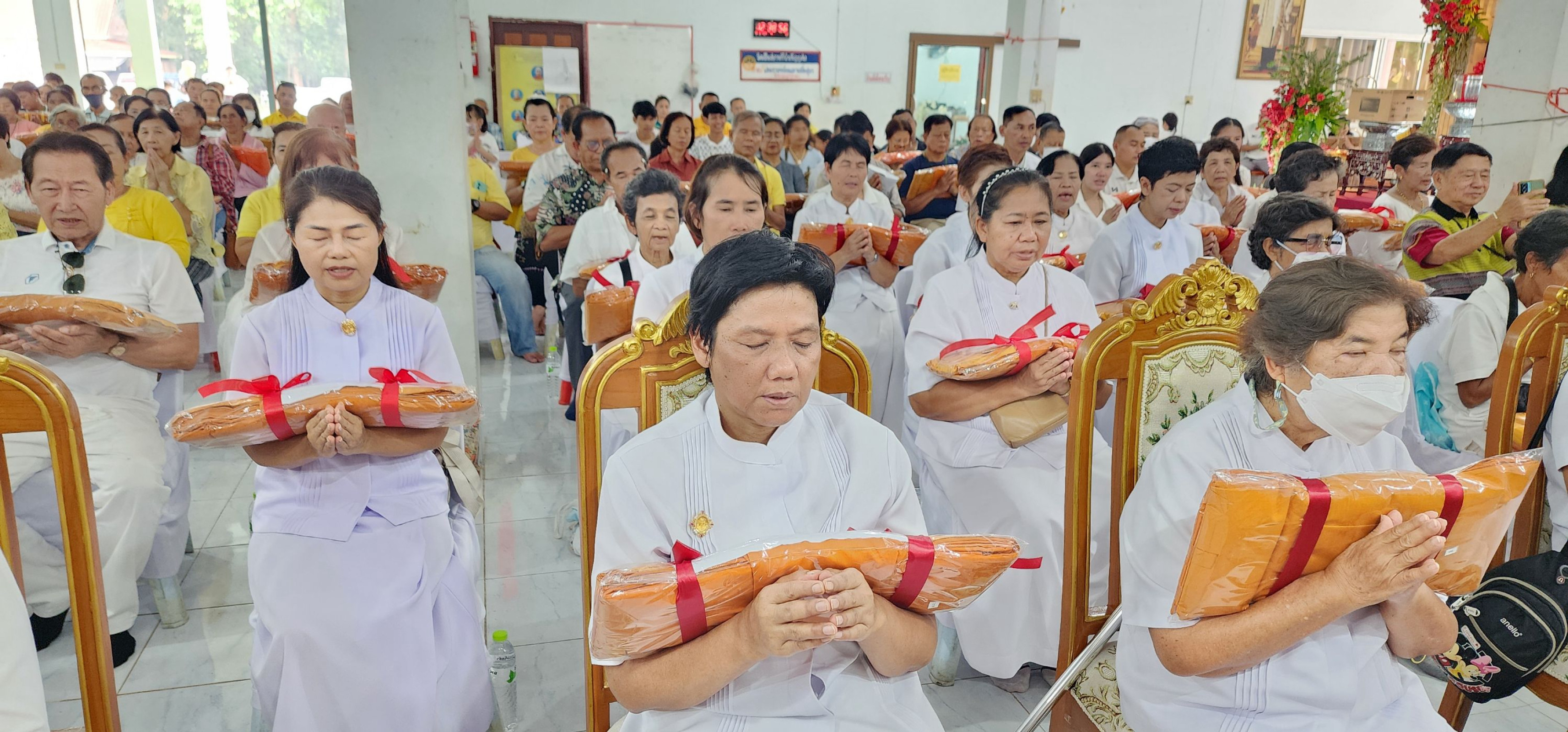 ภาพร่วมพิธีกรรมวัดสุวรรณคีรี(สุวรรณคีรีปิฎก)