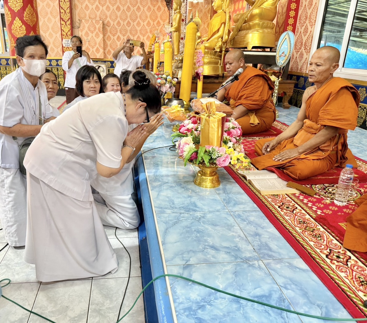 ภาพการถวายปัจจัยวัดพุสะอาด