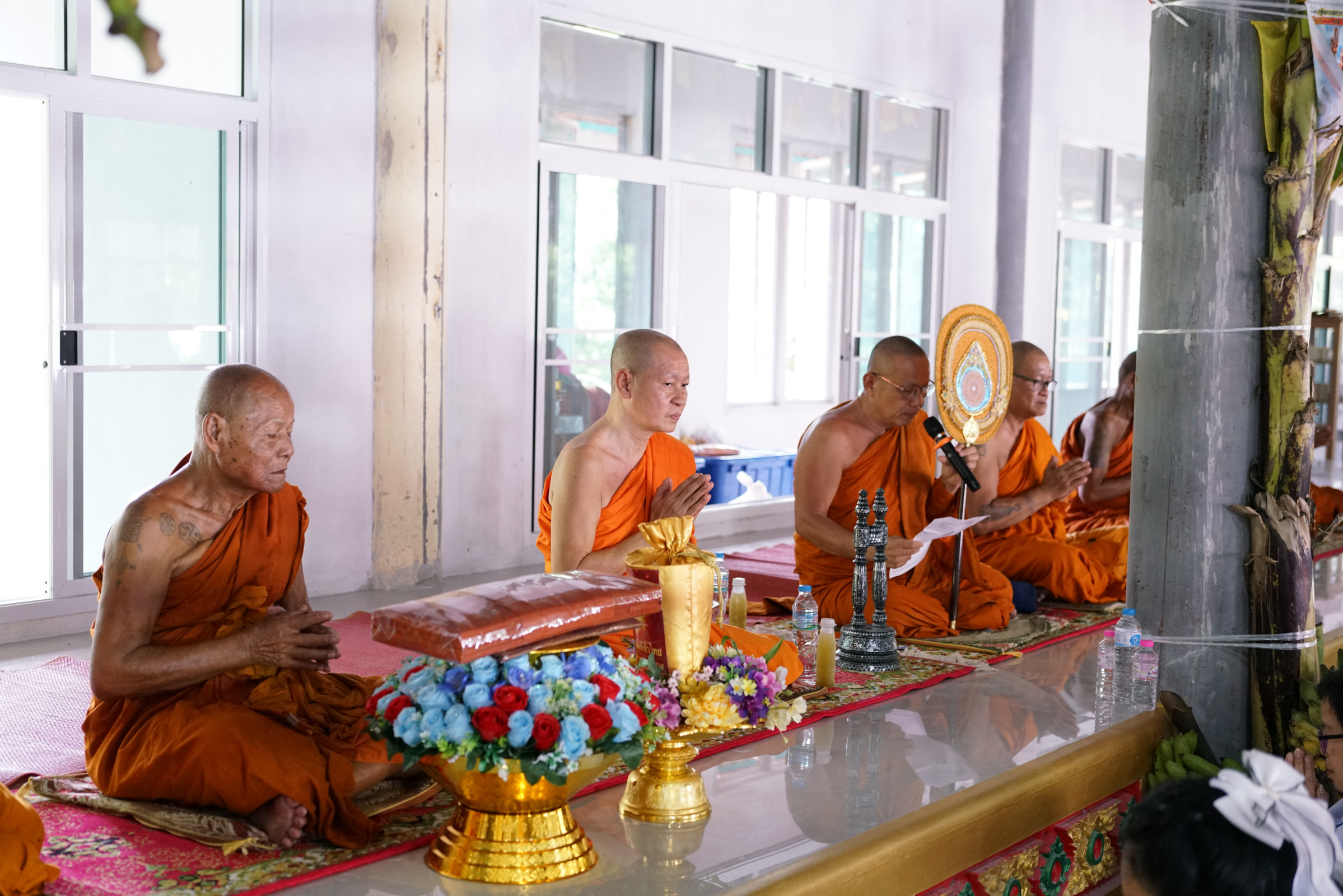 ภาพร่วมพิธีกรรมวัดวิเวกวังทอง