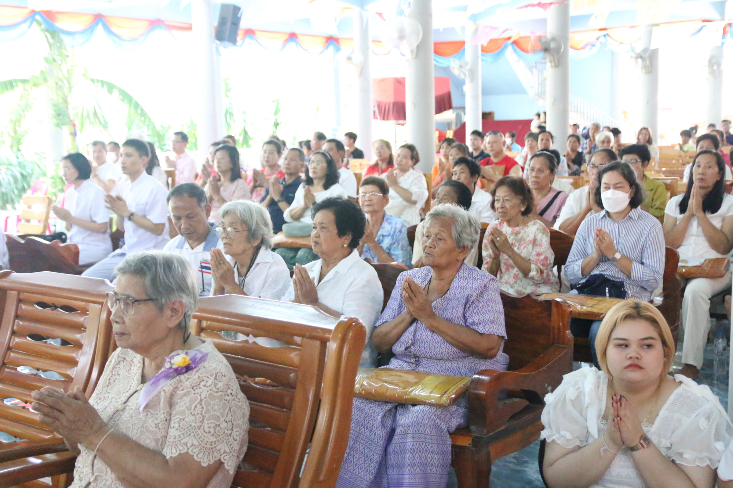 ภาพร่วมพิธีกรรมวัดญาณเสน