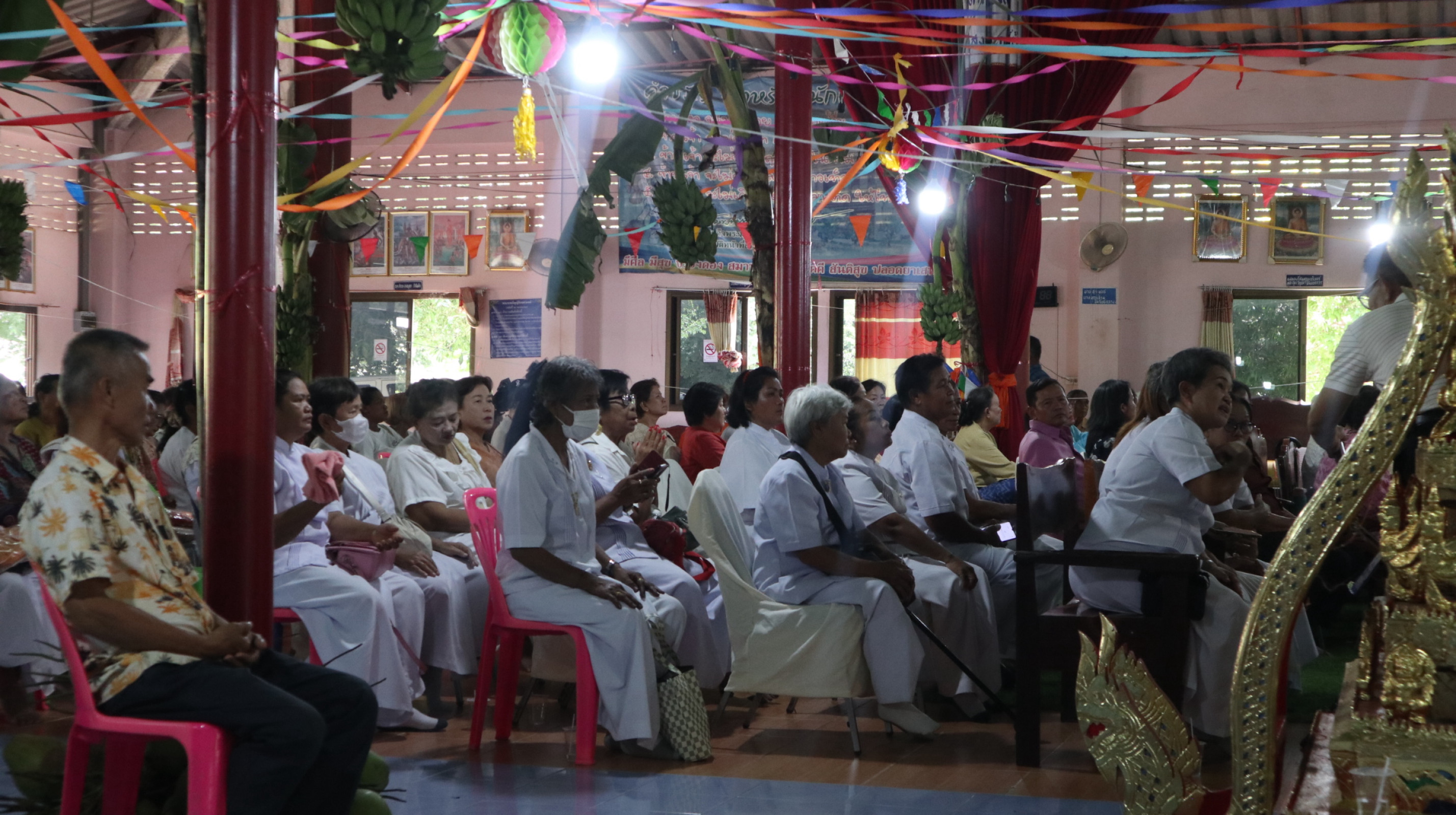 ภาพร่วมพิธีกรรมวัดใหม่กุดตาเพชร