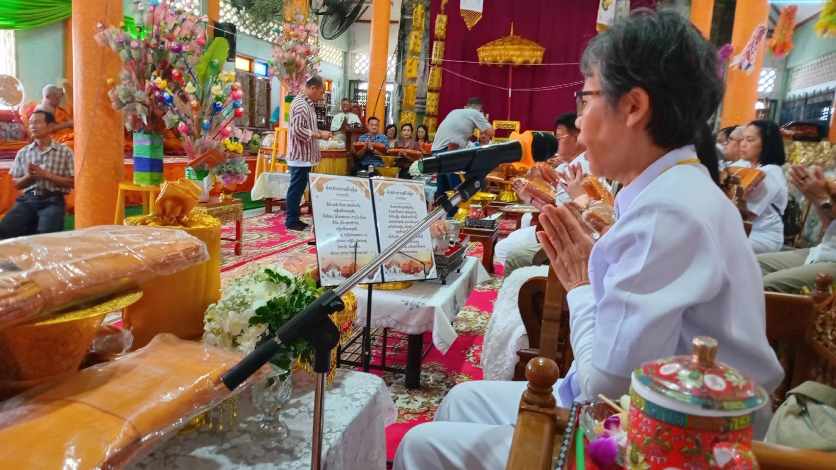 ภาพร่วมพิธีกรรมวัดโคกหม้อ