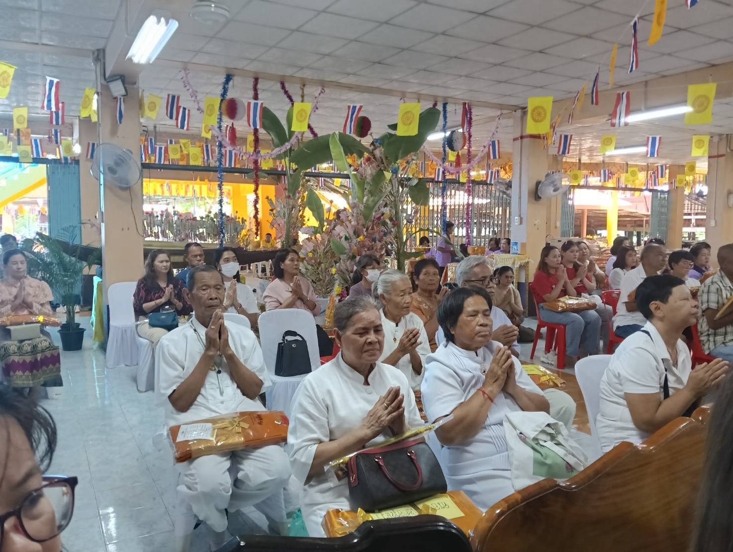 ภาพร่วมพิธีกรรมวัดยาง ณ รังสี