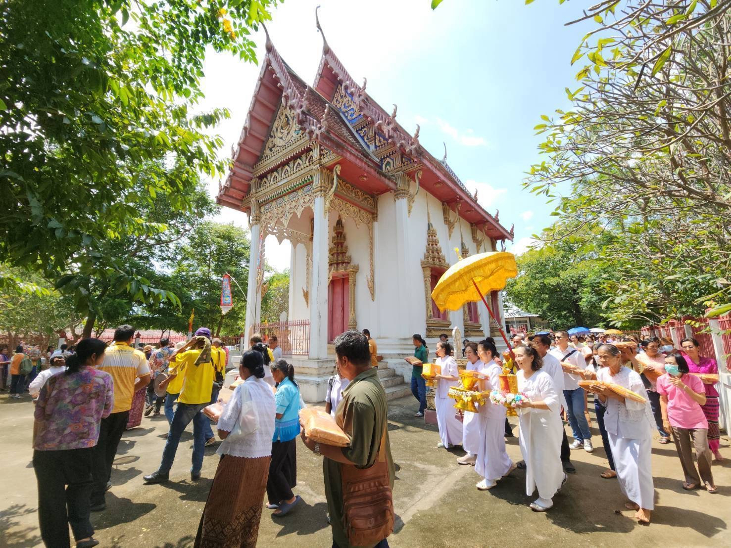 ภาพร่วมพิธีกรรมวัดเขาไกรลาศ
