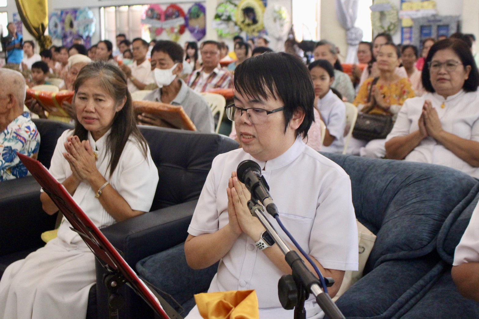 ภาพร่วมพิธีกรรมวัดบัวลอย