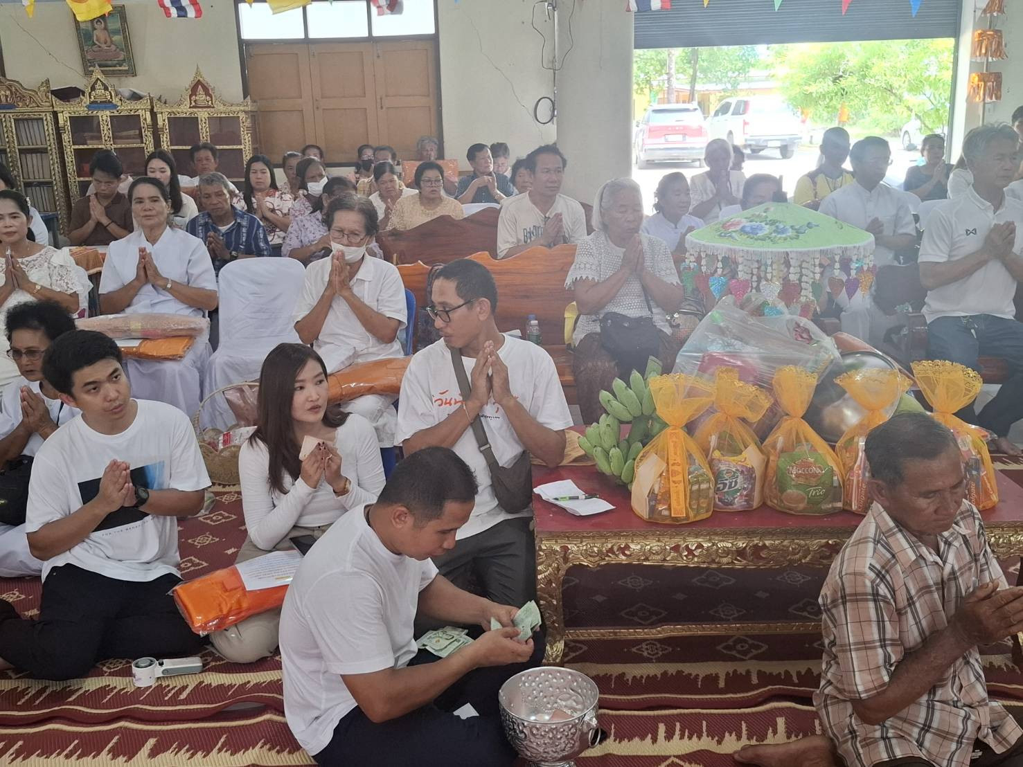 ภาพร่วมพิธีกรรมวัดป่าแหน