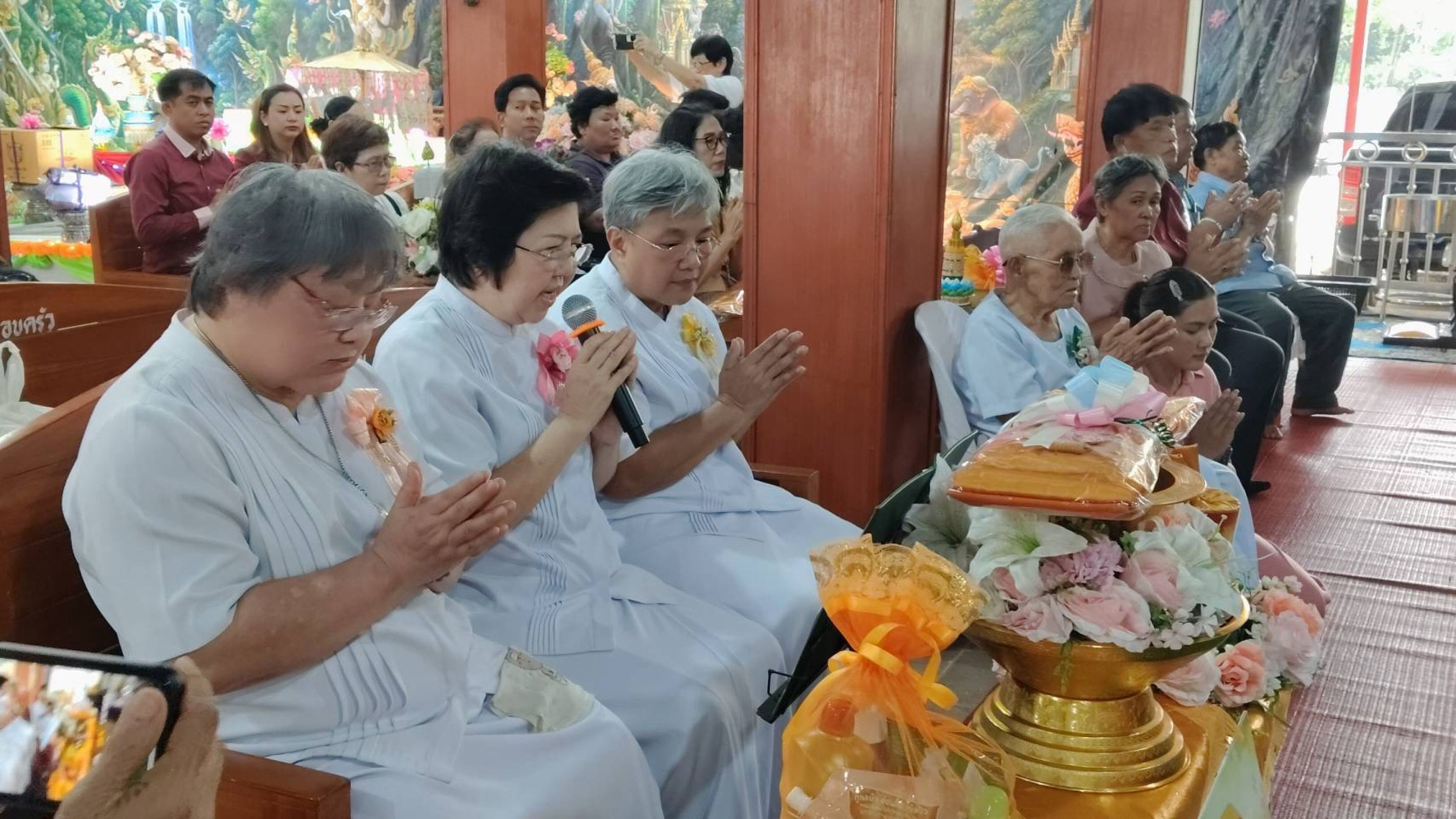 ภาพกล่าวคำถวายกฐินวัดจั่นเสือ