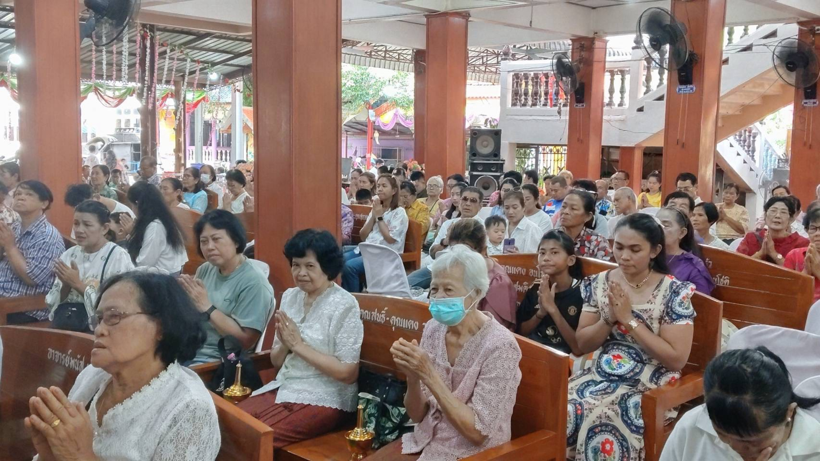 ภาพร่วมพิธีกรรมวัดจั่นเสือ