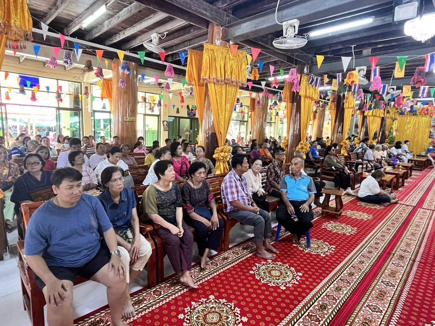 ภาพร่วมพิธีกรรมวัดคลองบุญ