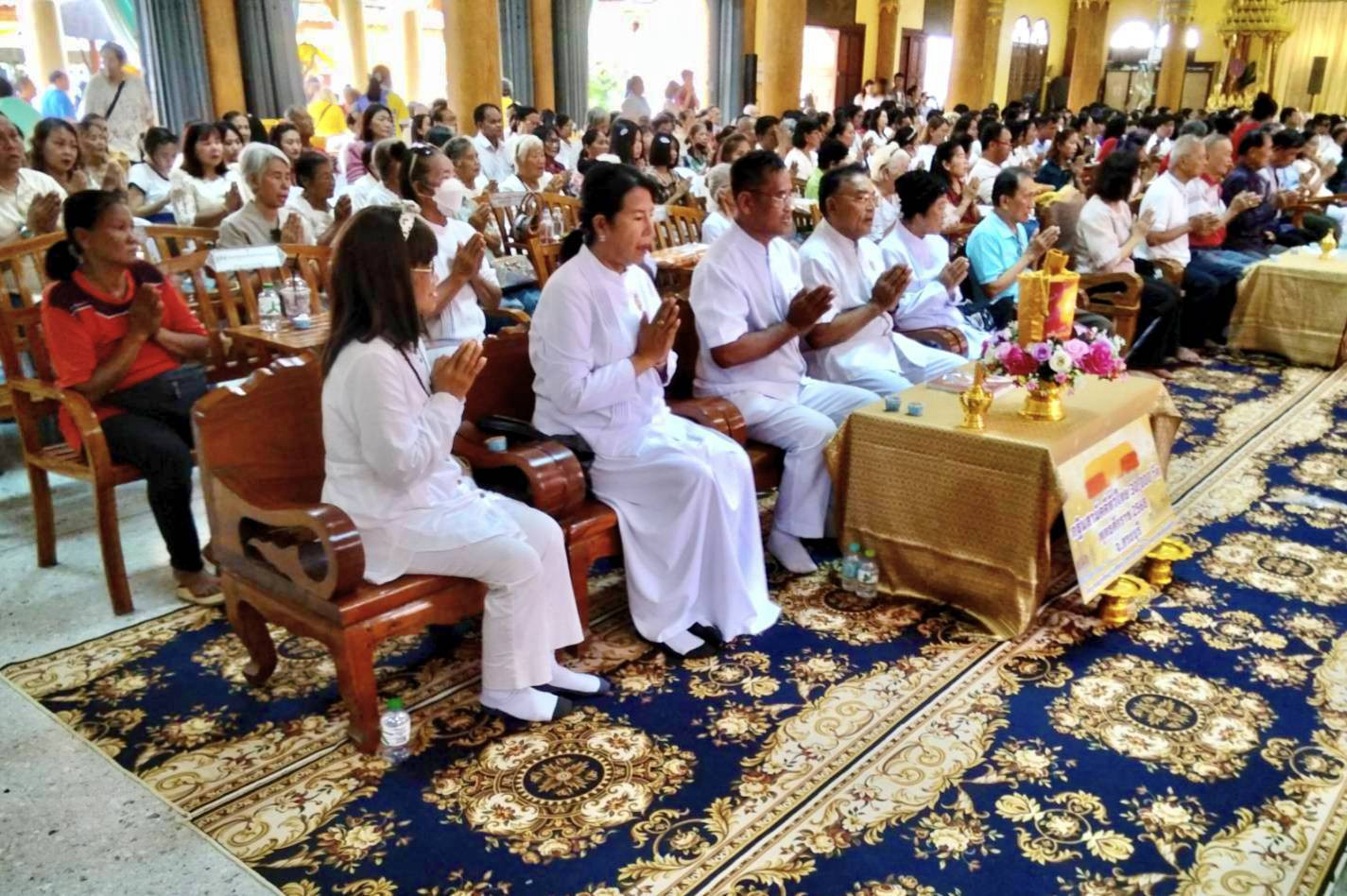 ภาพร่วมพิธีกรรมวัดแก่งคอย