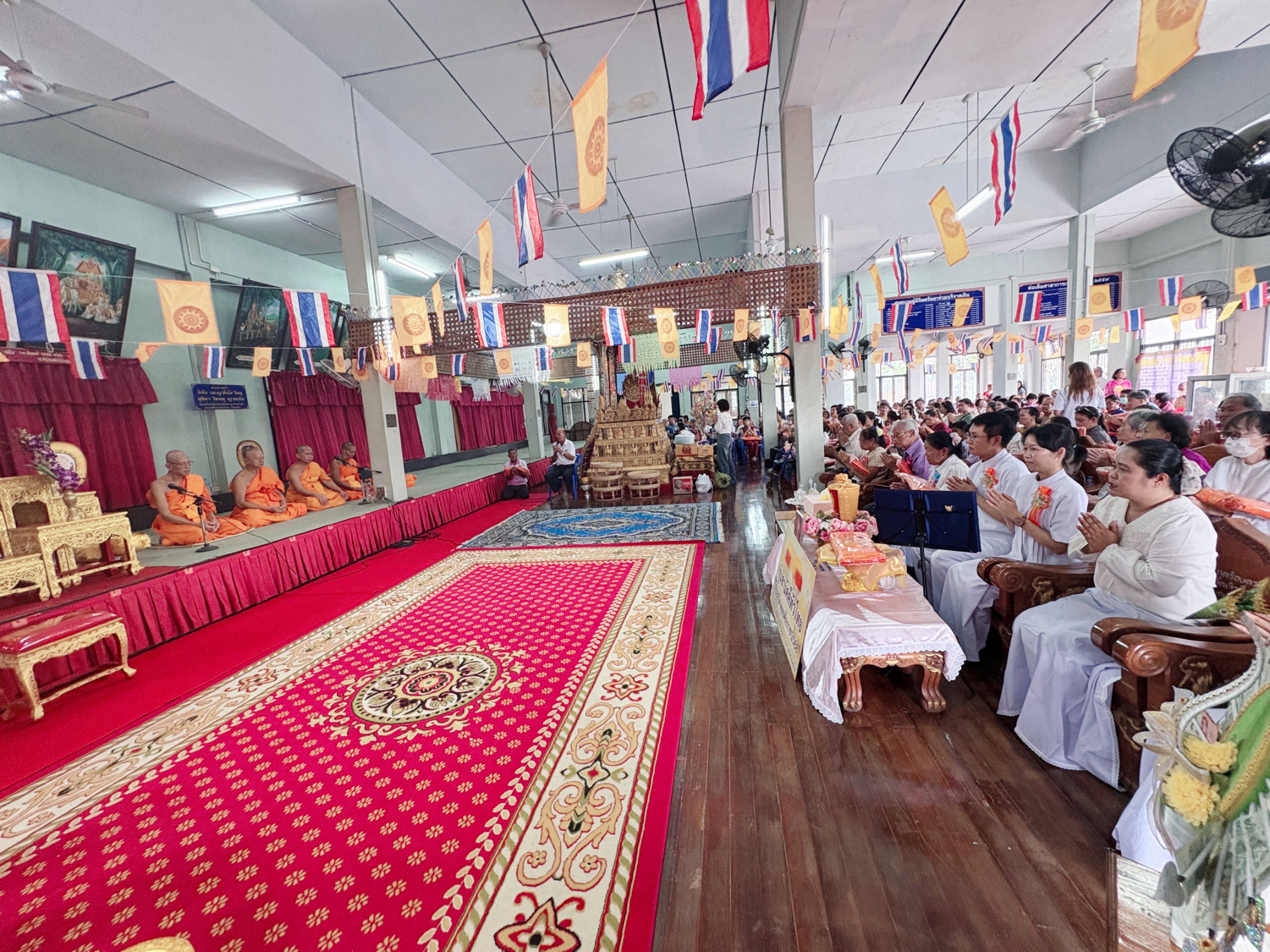 ภาพร่วมพิธีกรรมวัดเจ้าฟ้า