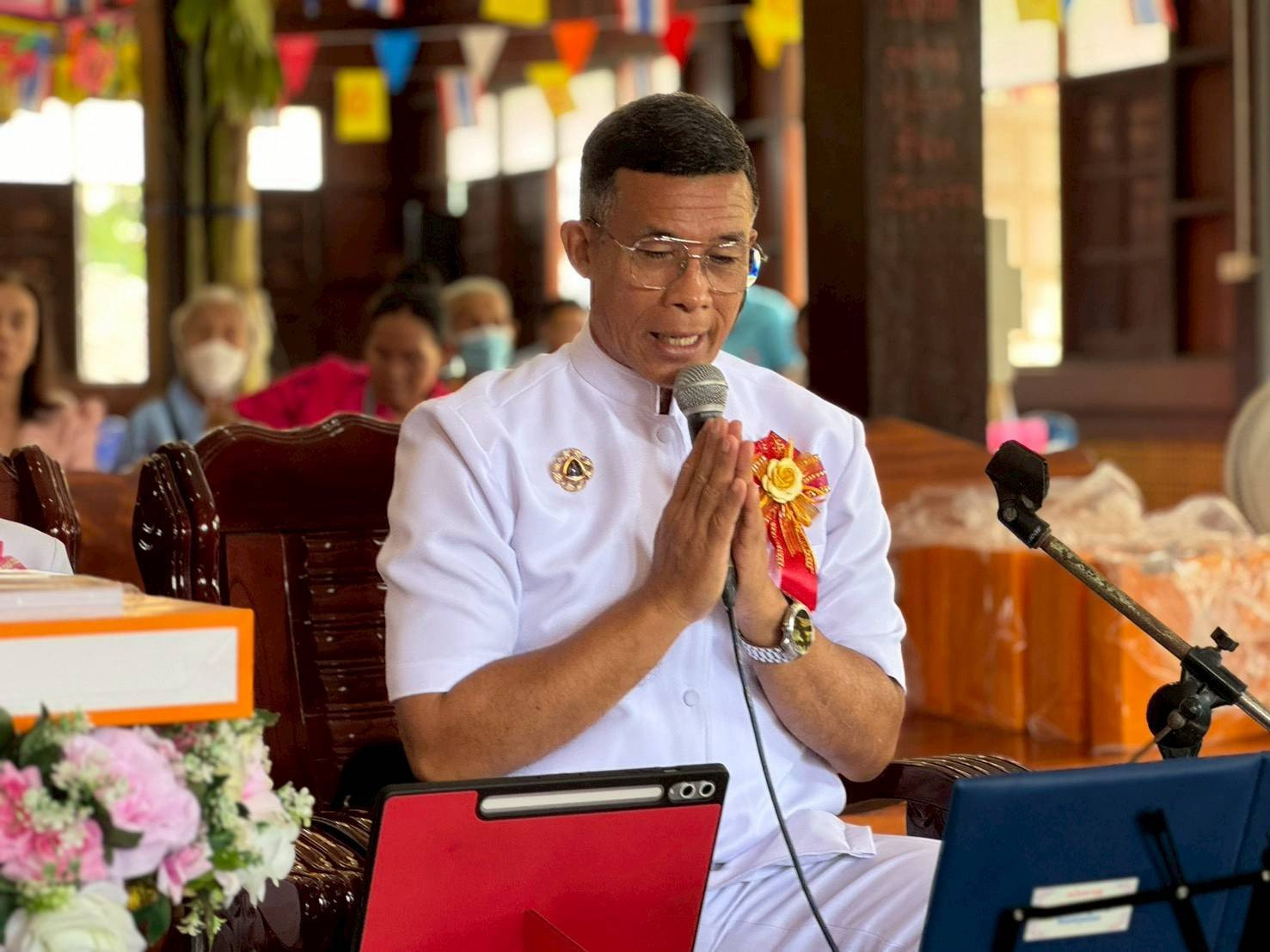 ภาพร่วมพิธีกรรมวัดหนองหอย