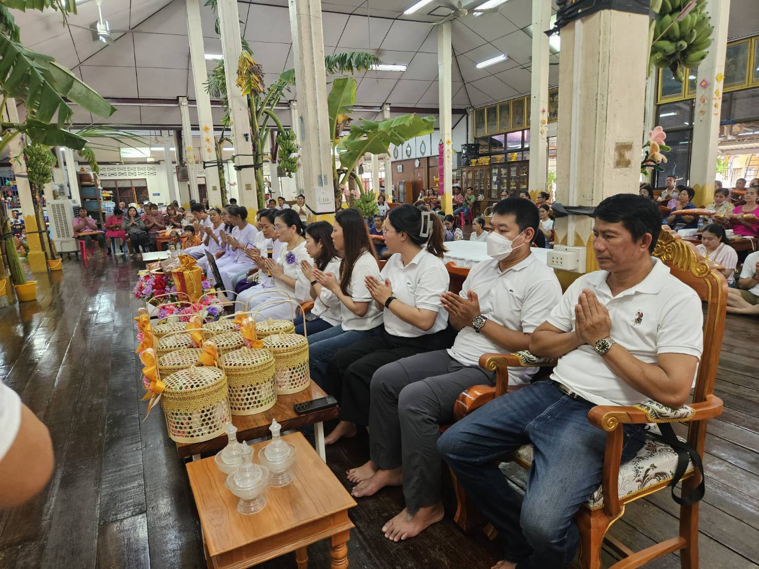 ภาพร่วมพิธีกรรมวัดห้วยขมิ้น
