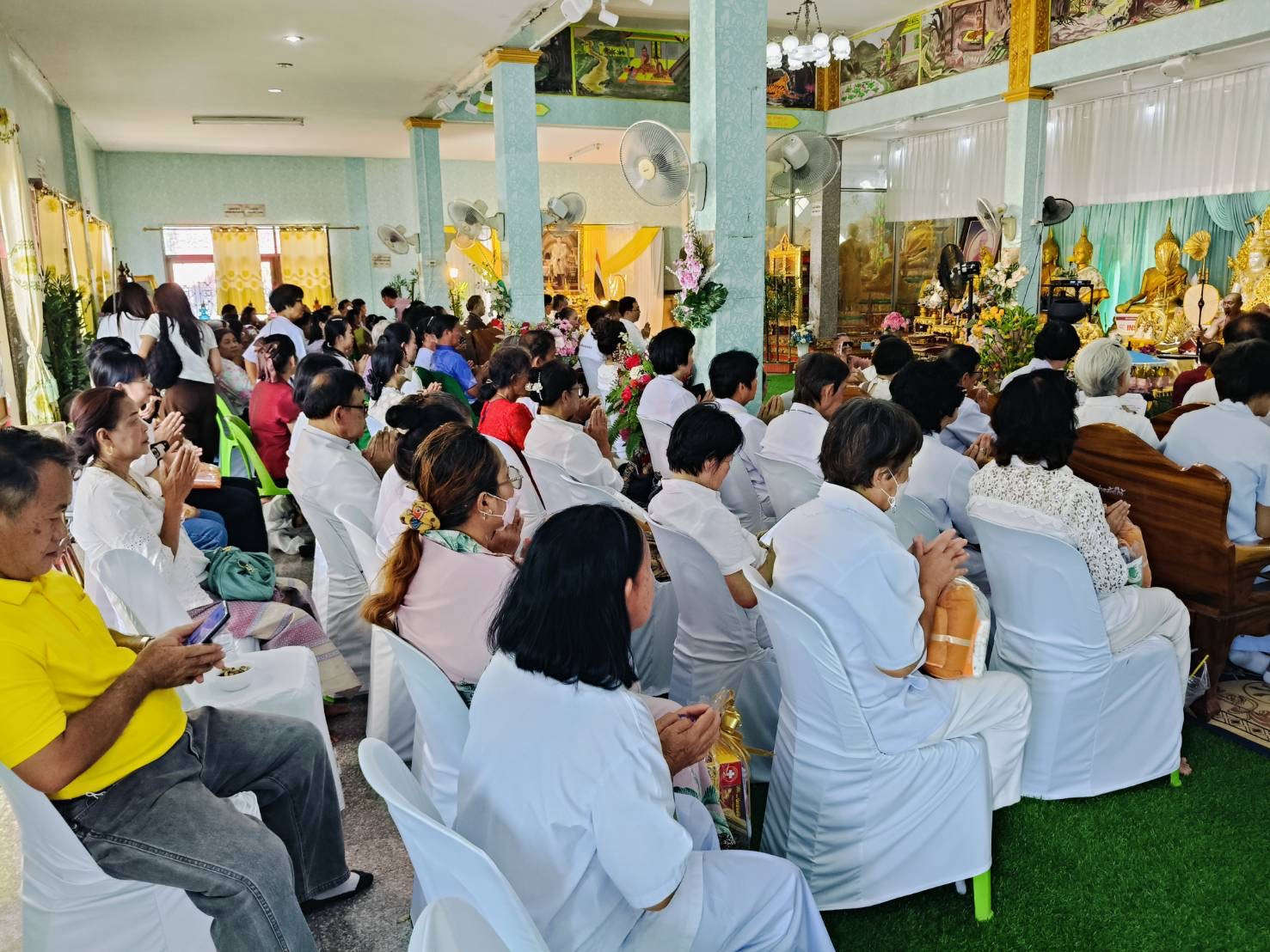 ภาพร่วมพิธีกรรมวัดท่าคล้อใต้