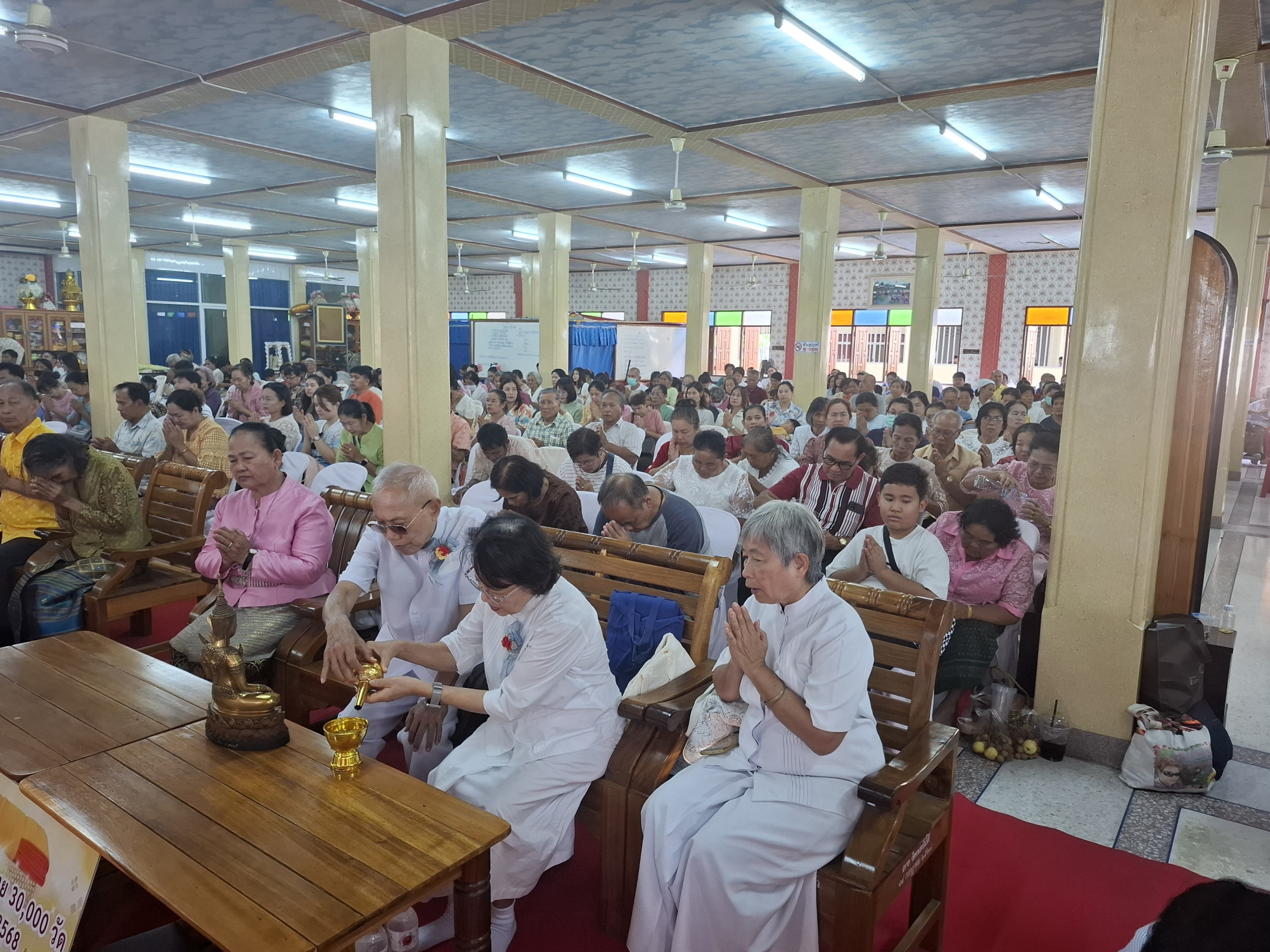 ภาพร่วมพิธีกรรมวัดหนองโนใต้