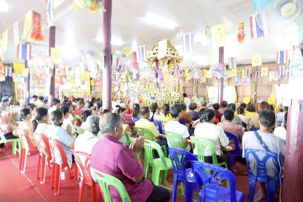 ภาพร่วมพิธีกรรมวัดหนองเขศรีมงคล