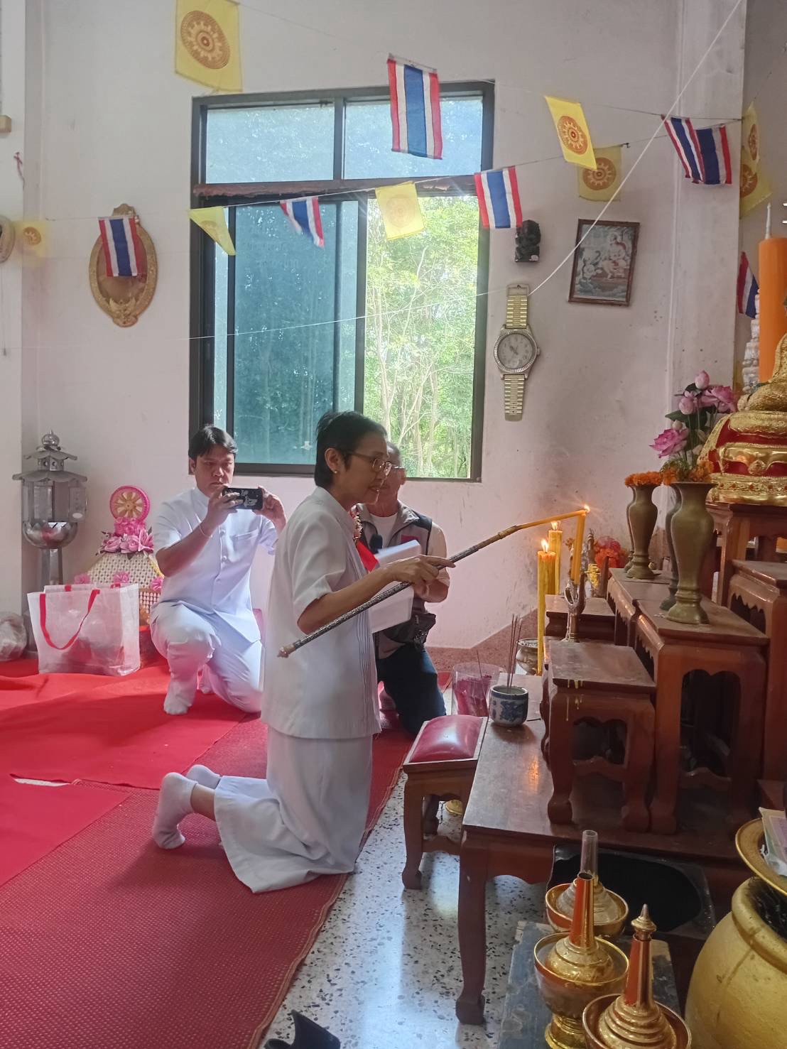 ภาพร่วมพิธีกรรมวัดบ้านหนองดินแดงพัฒนา