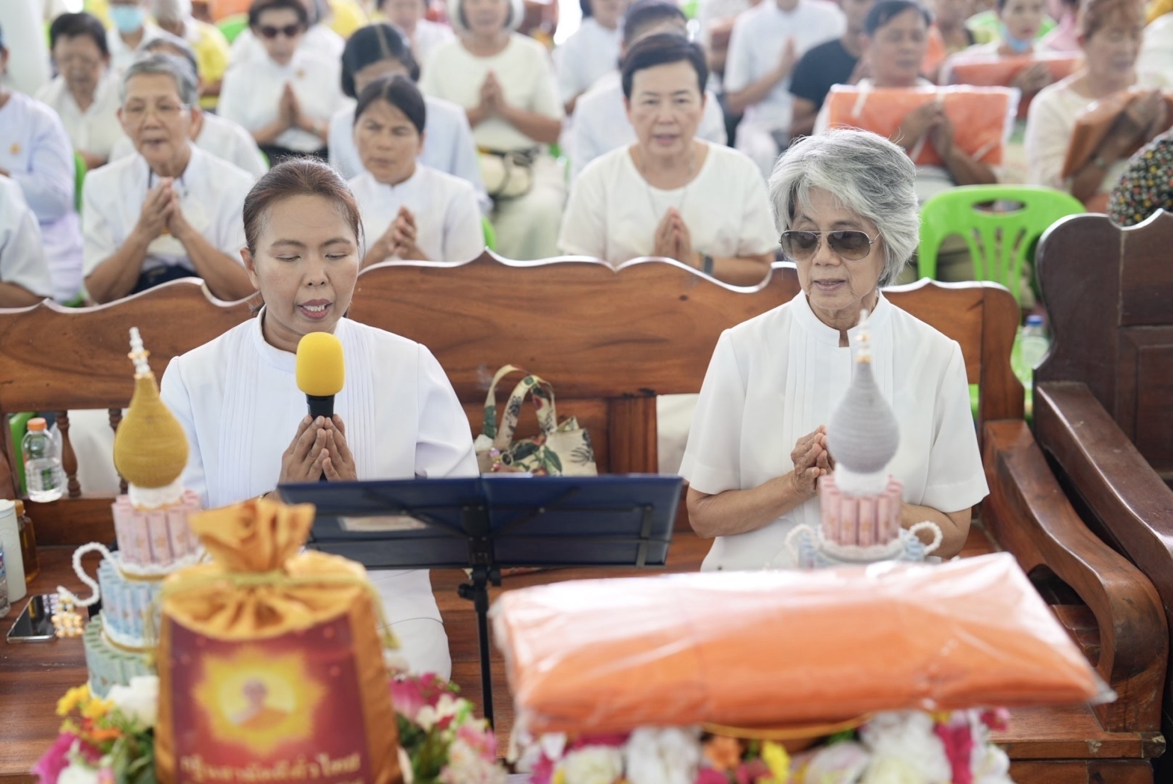 ภาพกล่าวคำถวายกฐินวัดทับกวาง