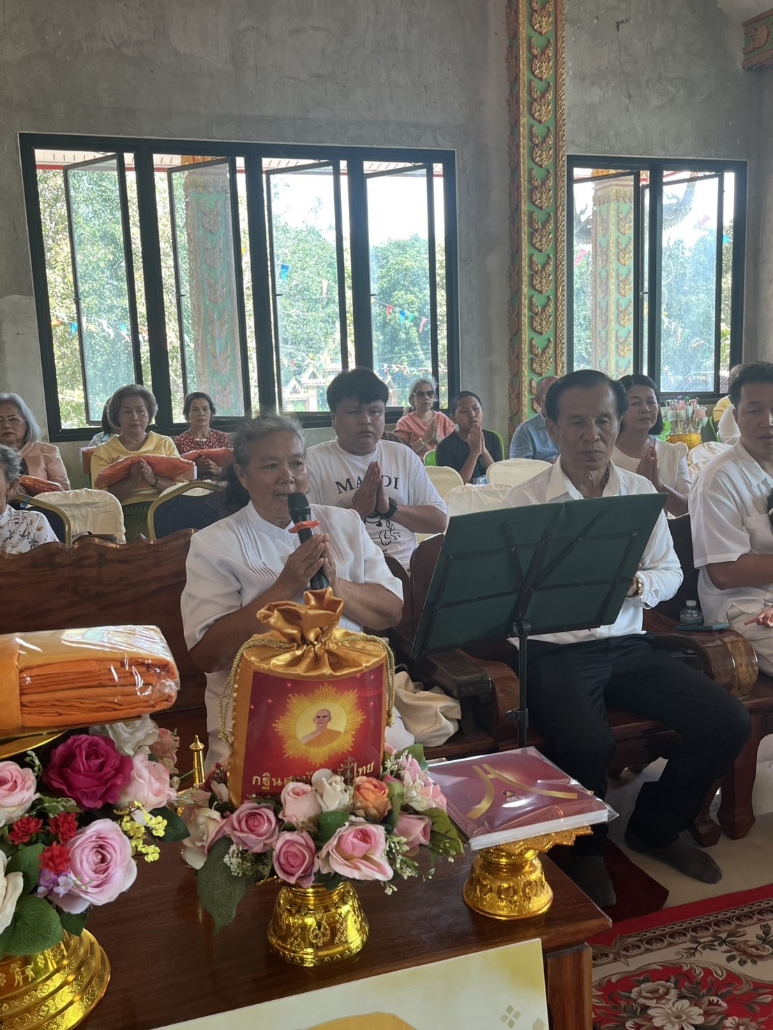 ภาพร่วมพิธีกรรมวัดซับประดู่