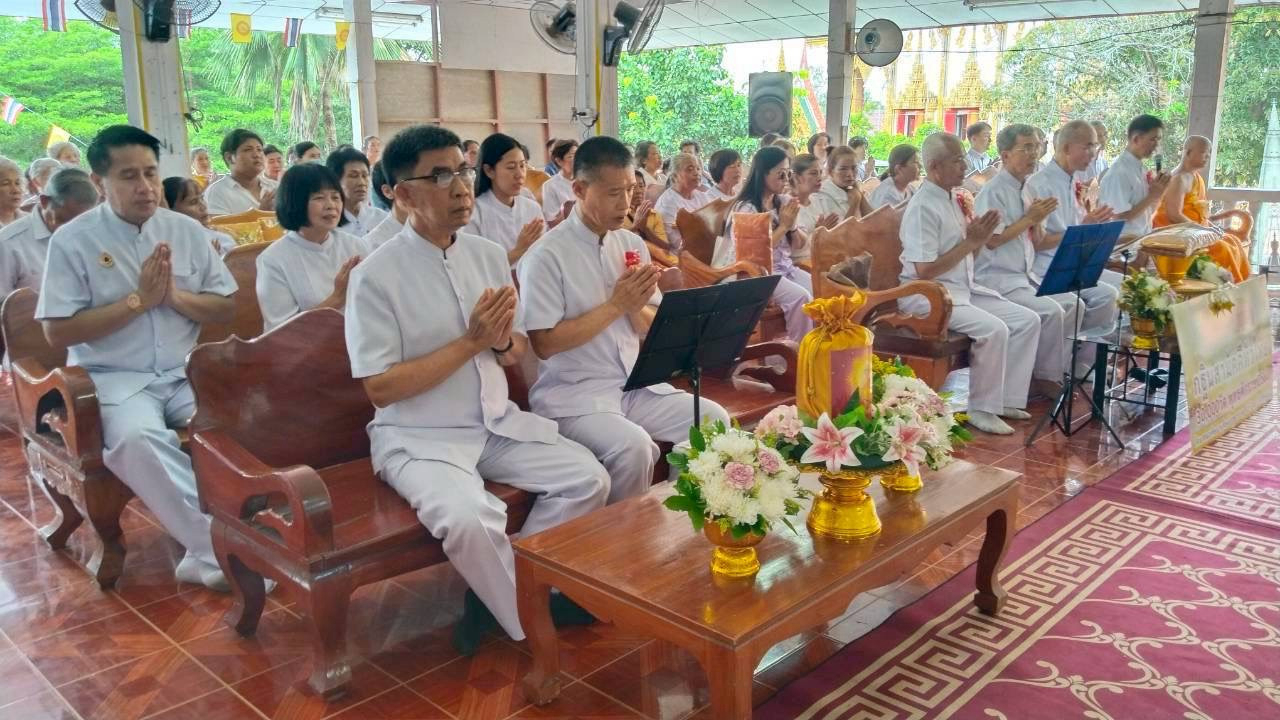 ภาพร่วมพิธีกรรมวัดดงบ้านกร่าง