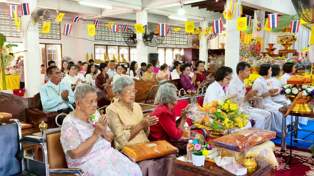 ภาพร่วมพิธีกรรมวัดปราสาท