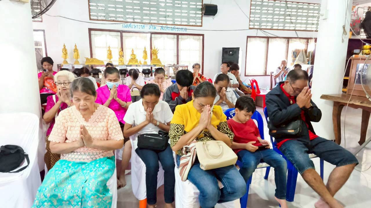 ภาพร่วมพิธีกรรมวัดปราสาท