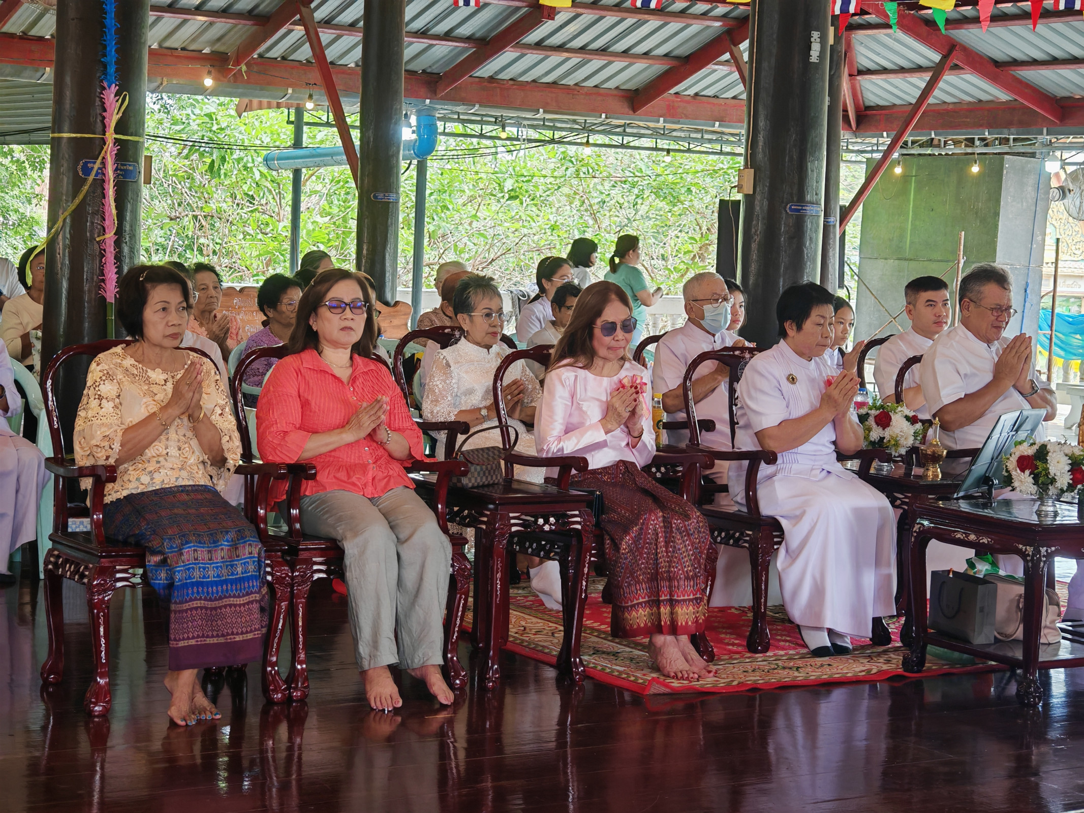 ภาพร่วมพิธีกรรมวัดท่าโขลงกิตติยาราม