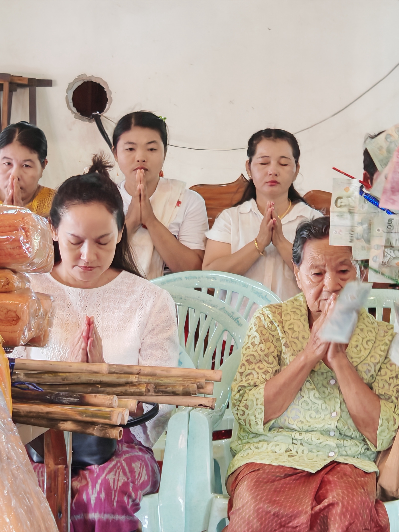 ภาพร่วมพิธีกรรมวัดท่าโขลงกิตติยาราม
