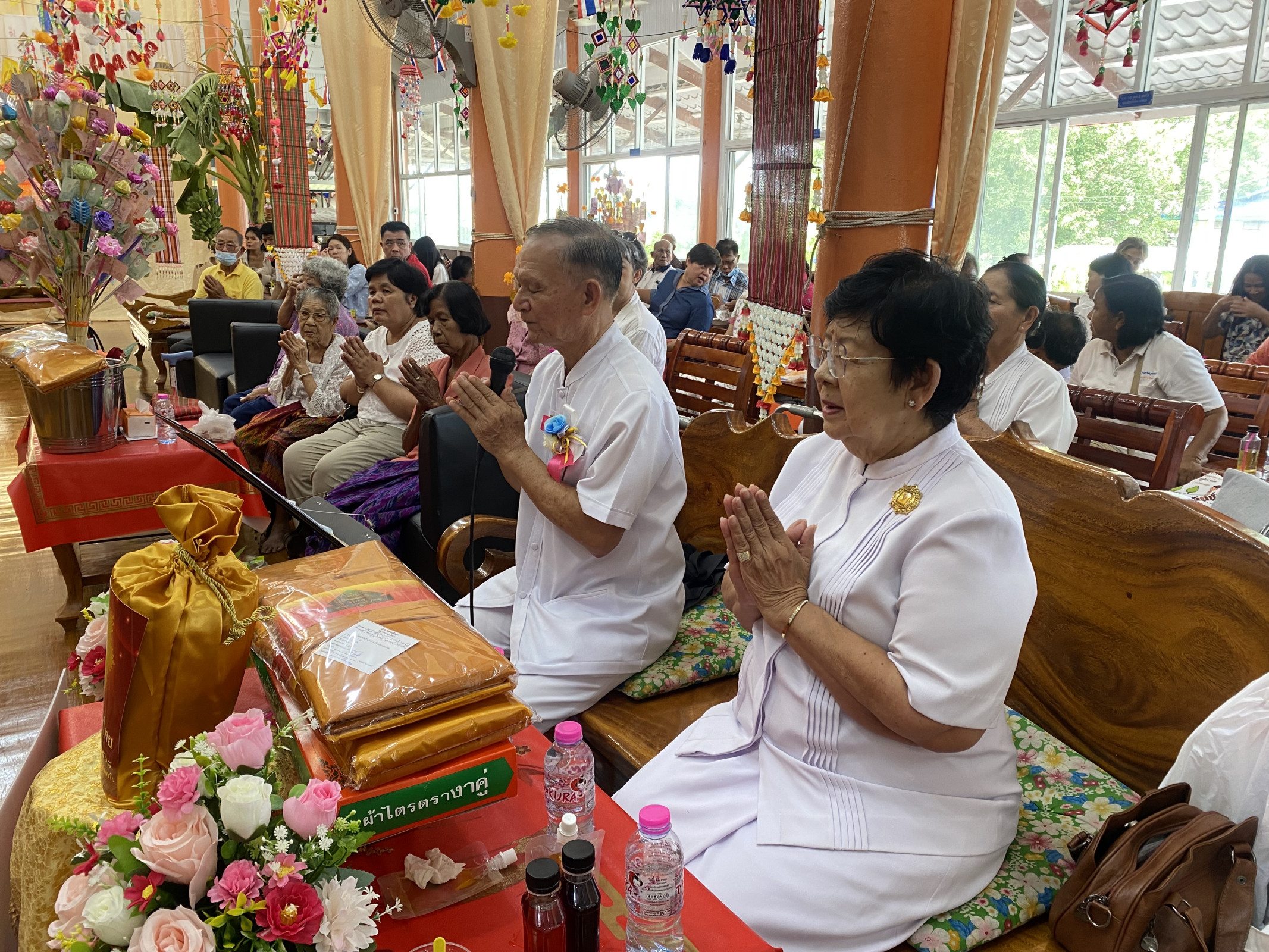 ภาพกล่าวคำถวายกฐินวัดไทรย์นิโคธาราม