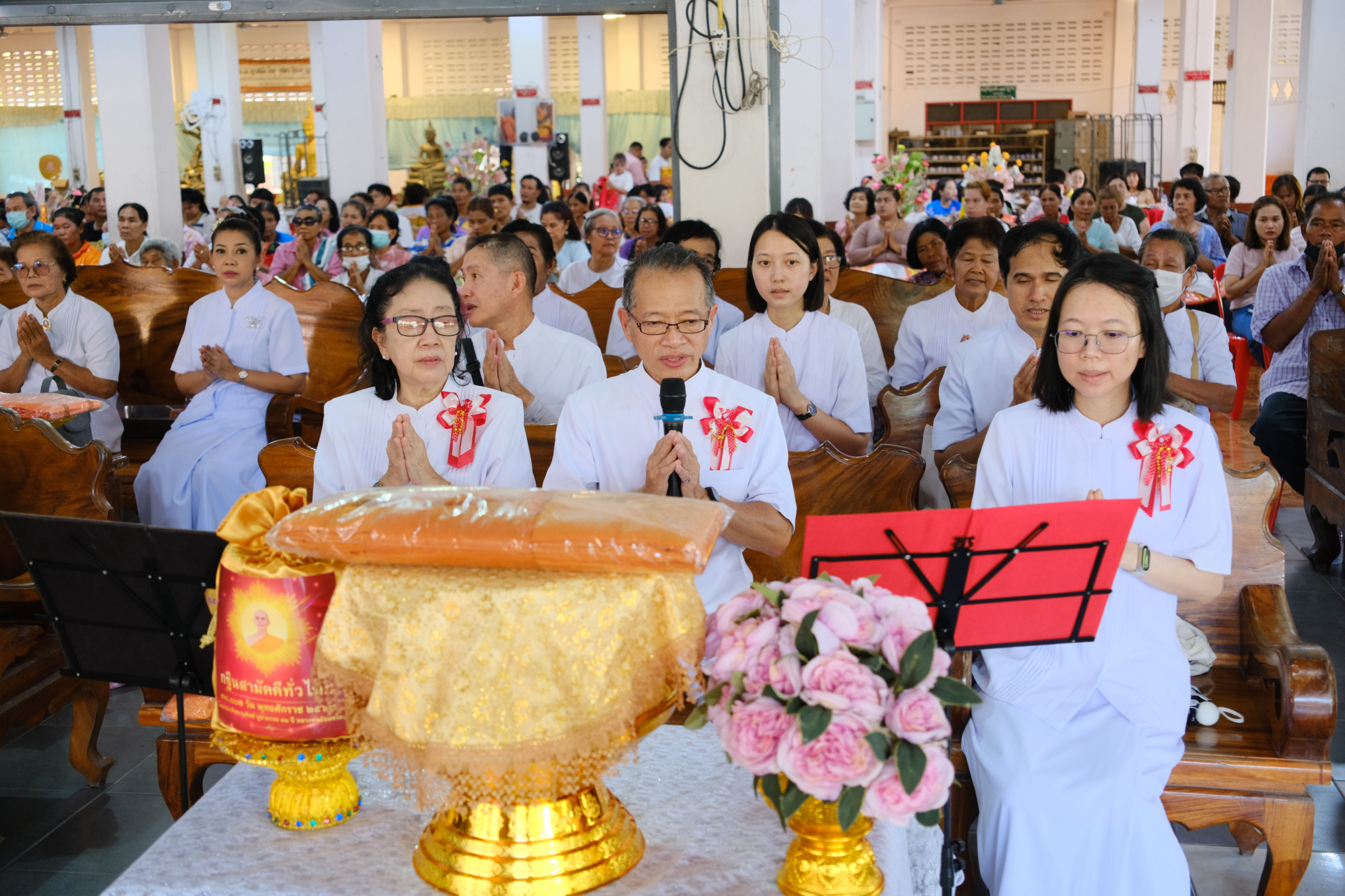 ภาพกล่าวคำถวายกฐินวัดแก้วกระจ่าง