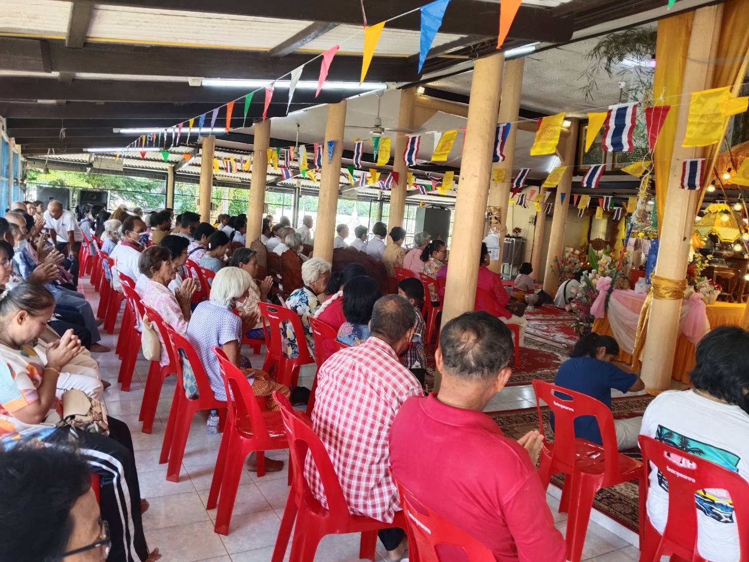 ภาพร่วมพิธีกรรมวัดปทุมคงคา(ประทุมคงคาราม)