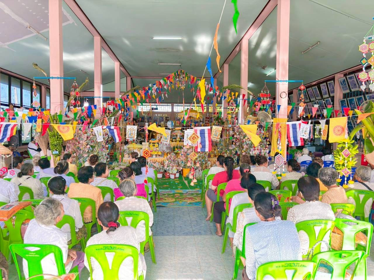 ภาพร่วมพิธีกรรมวัดราษฎร์บำรุง