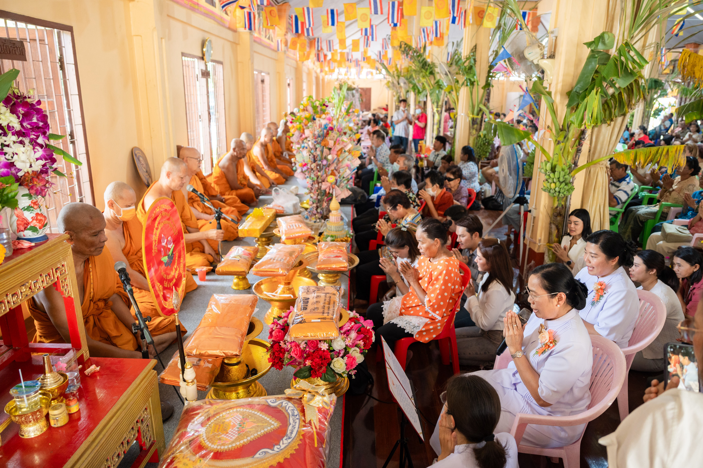 ภาพกล่าวคำถวายกฐินวัดไทร