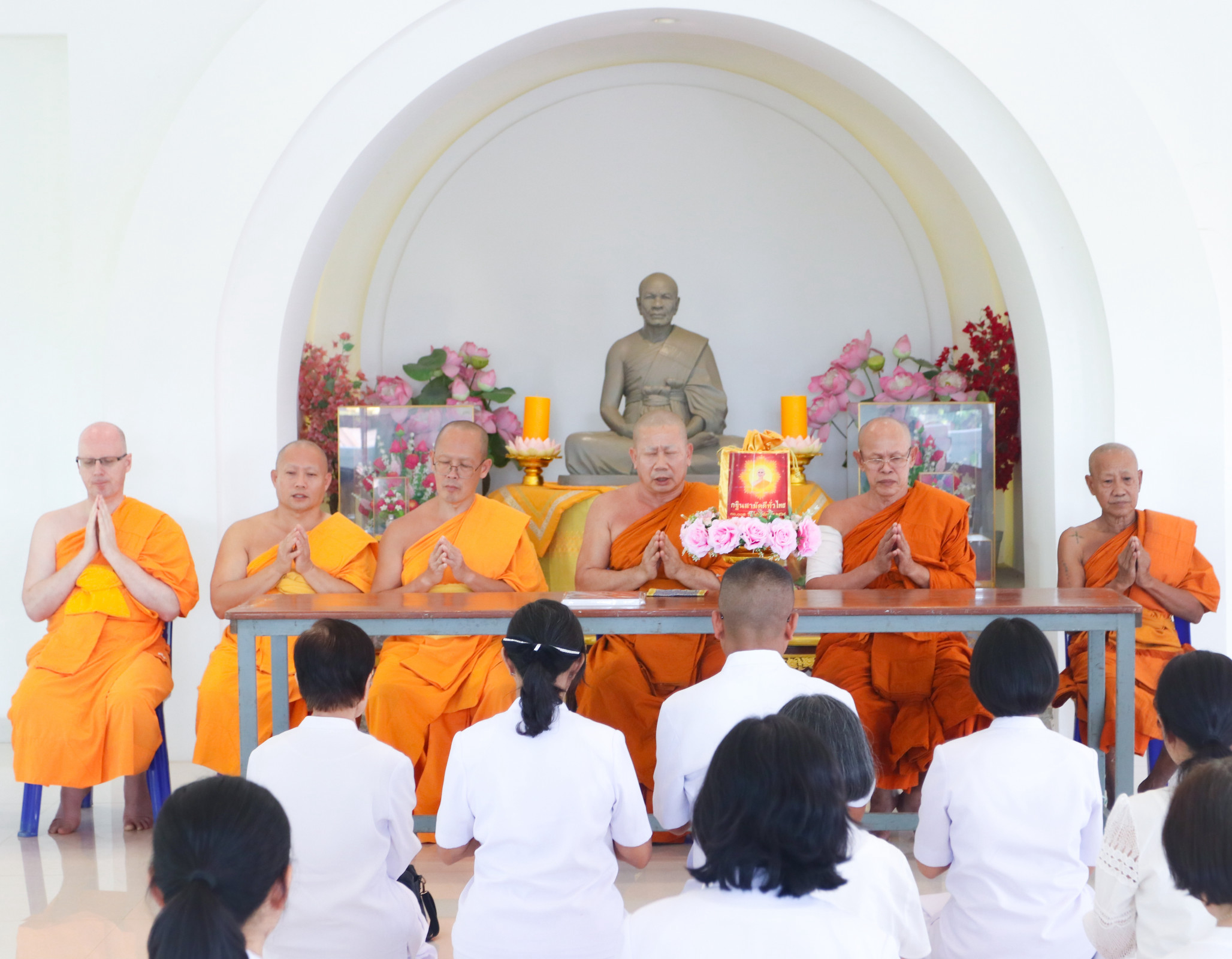 ภาพร่วมพิธีกรรมวัดบางปลา