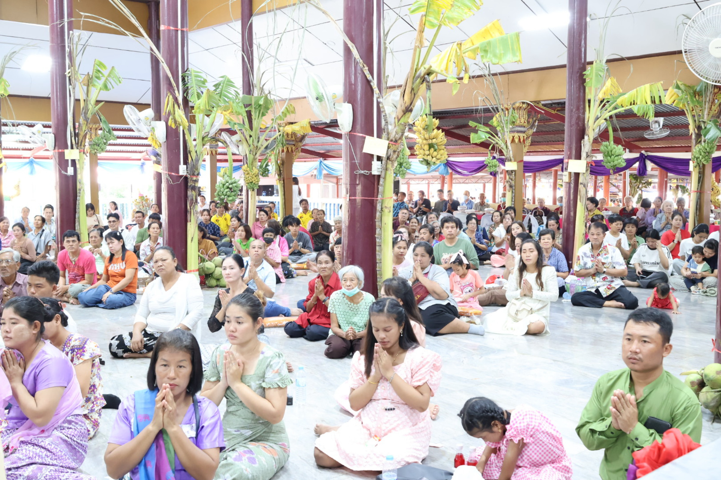 ภาพร่วมพิธีกรรมวัดดอนยอ