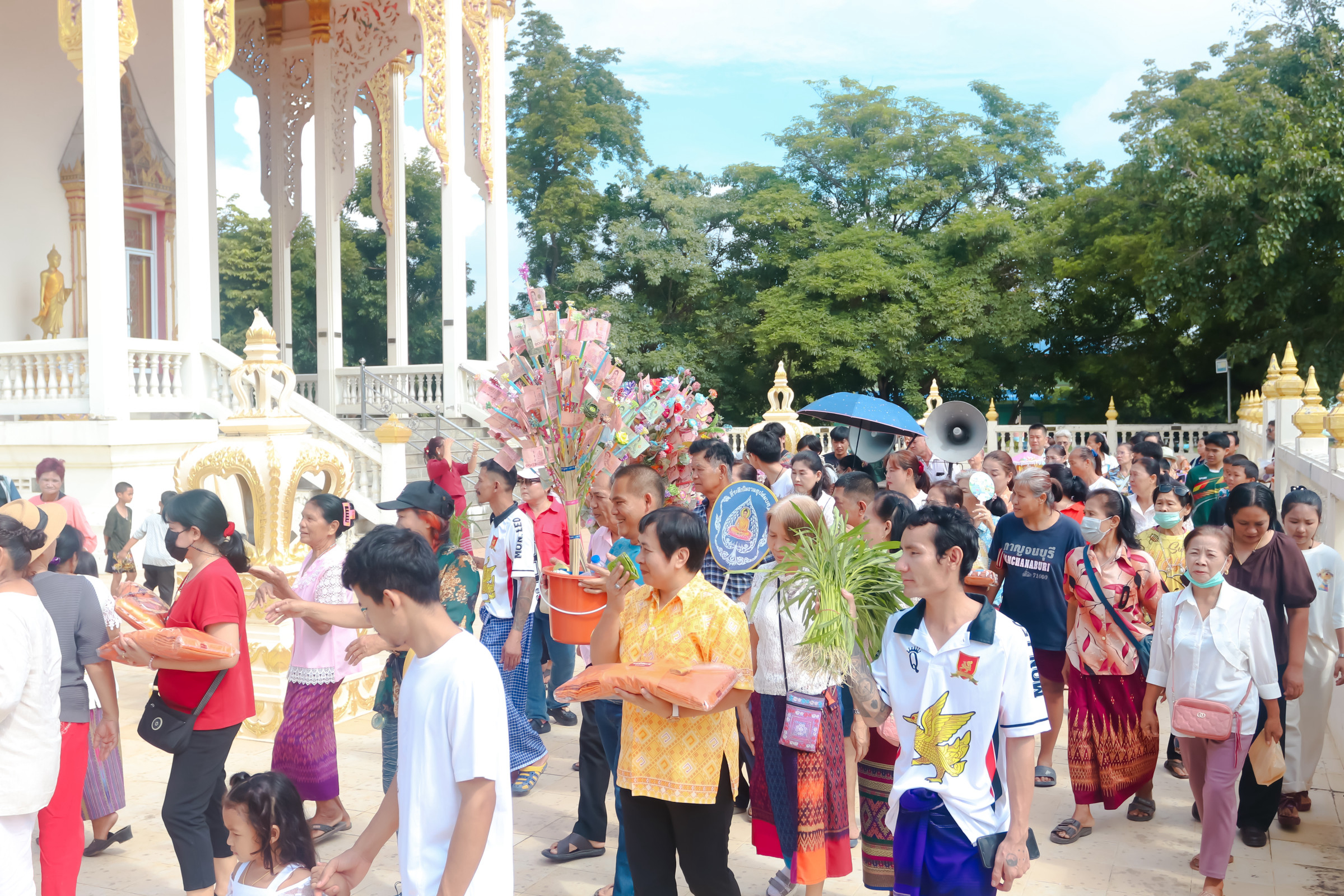 ภาพร่วมพิธีกรรมวัดตะโกสูง