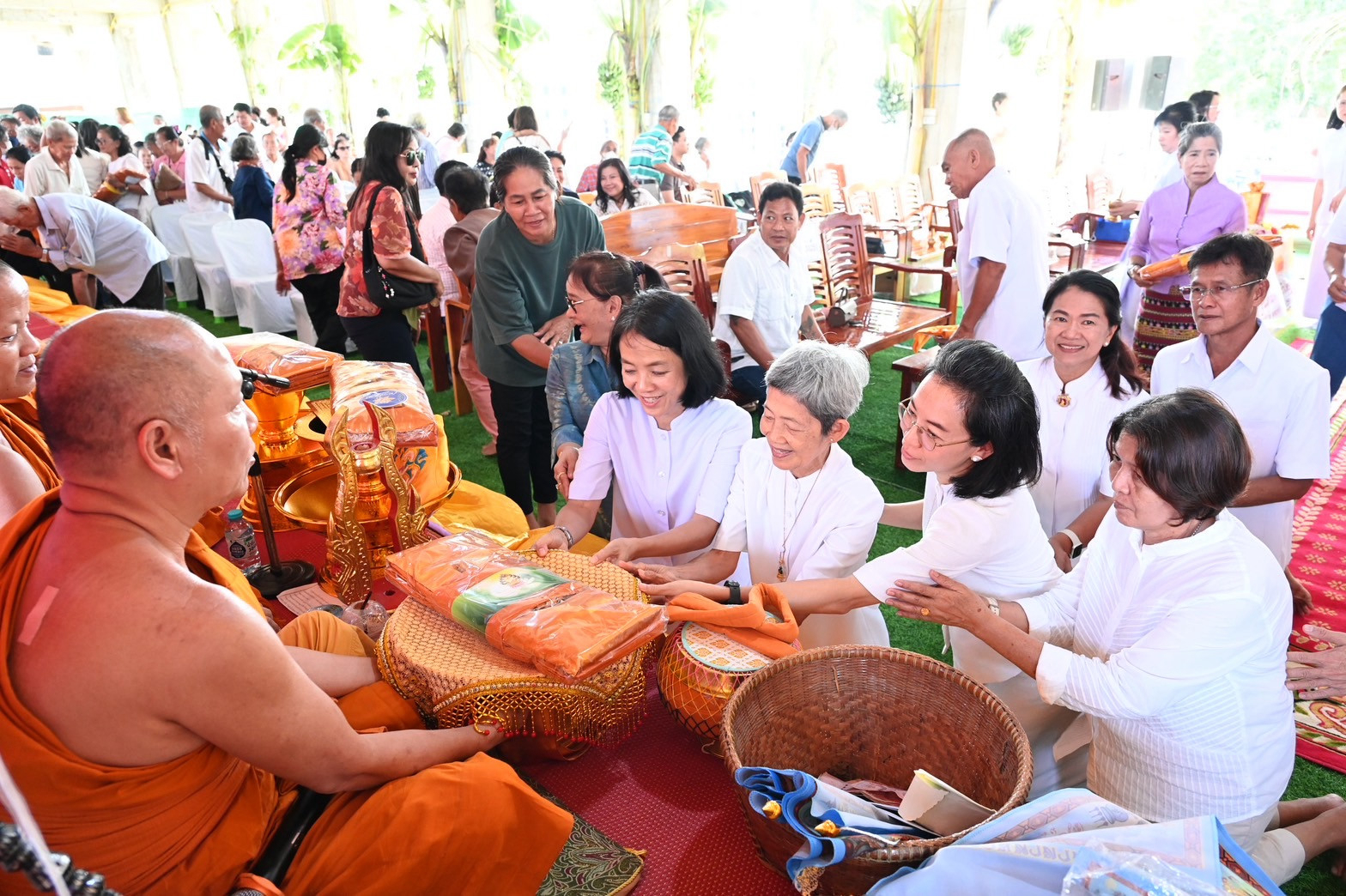 ภาพร่วมพิธีกรรมวัดทุ่งสีหลง