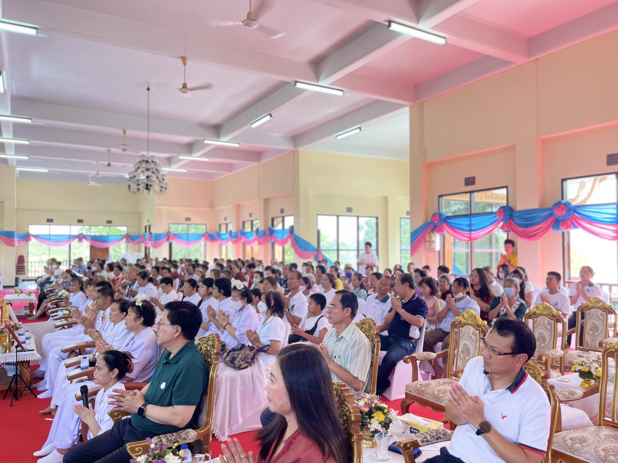 ภาพร่วมพิธีกรรมวัดเดชานุสรณ์