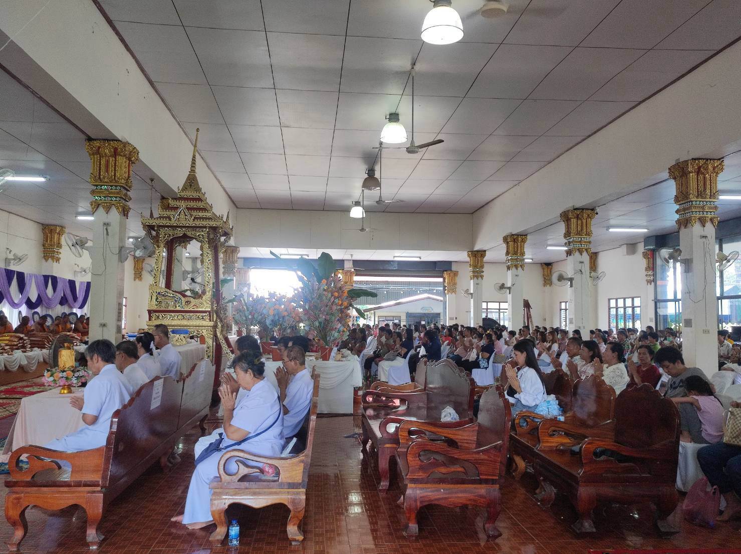 ภาพร่วมพิธีกรรมวัดอินทราราม