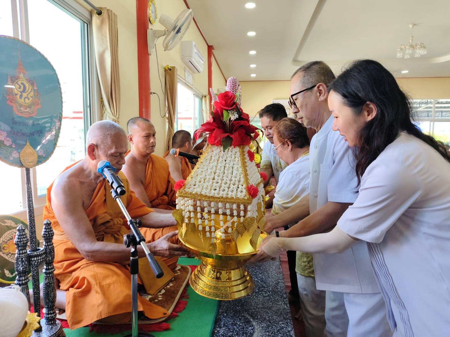 ภาพร่วมพิธีกรรมวัดผาสุการาม