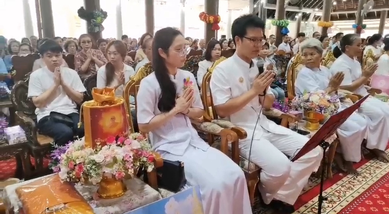 ภาพกล่าวคำถวายกฐินวัดสรรเพชญ