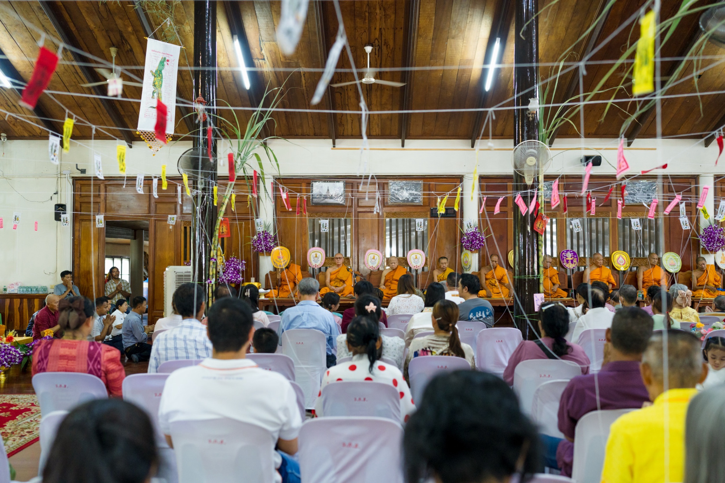 ภาพร่วมพิธีกรรมวัดเกาะแรด