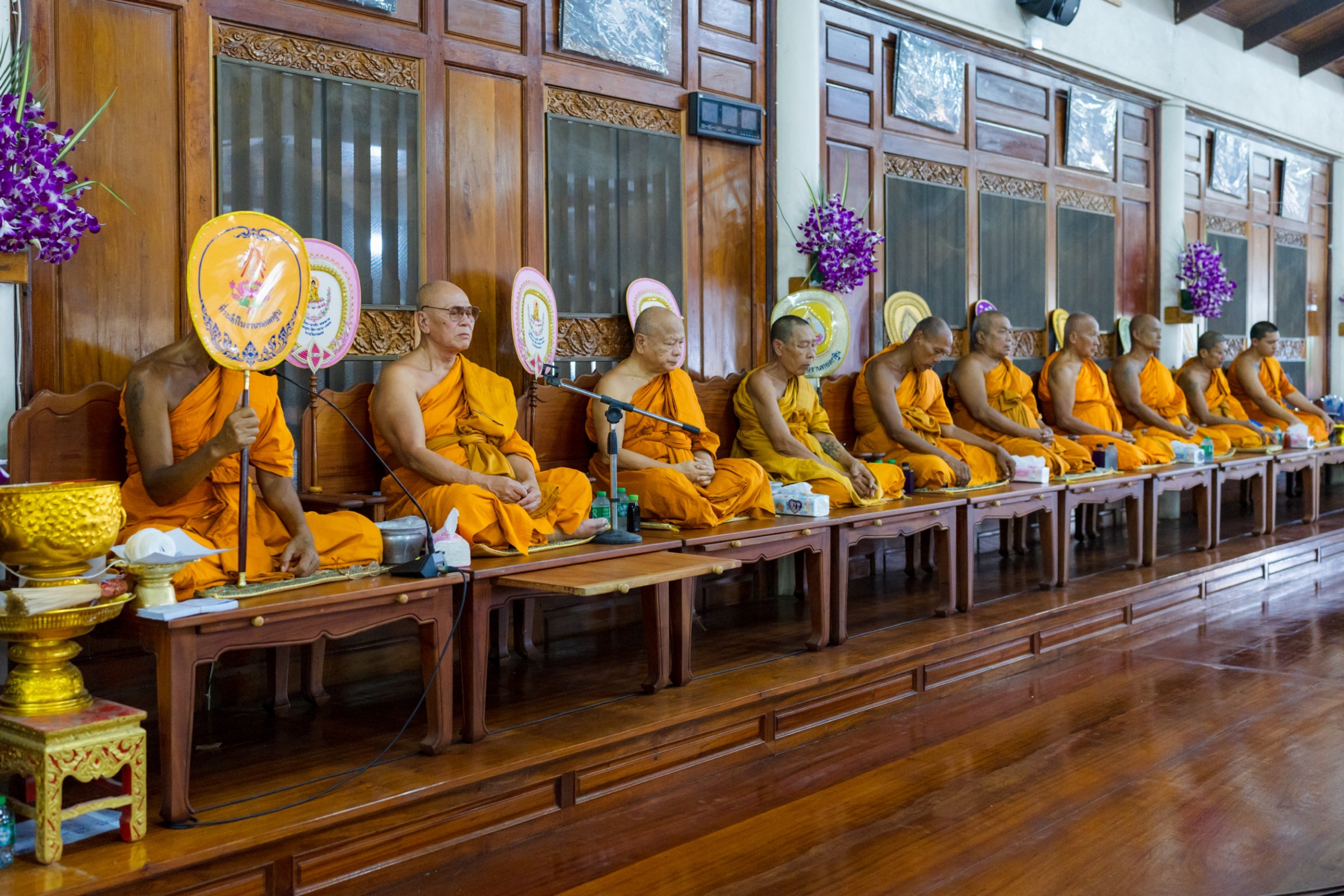 ภาพร่วมพิธีกรรมวัดเกาะแรด