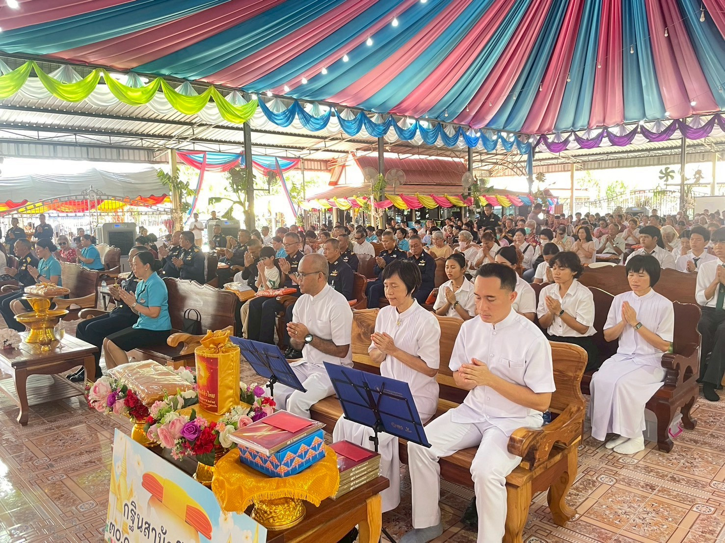 ภาพร่วมพิธีกรรมวัดโพธิ์งาม